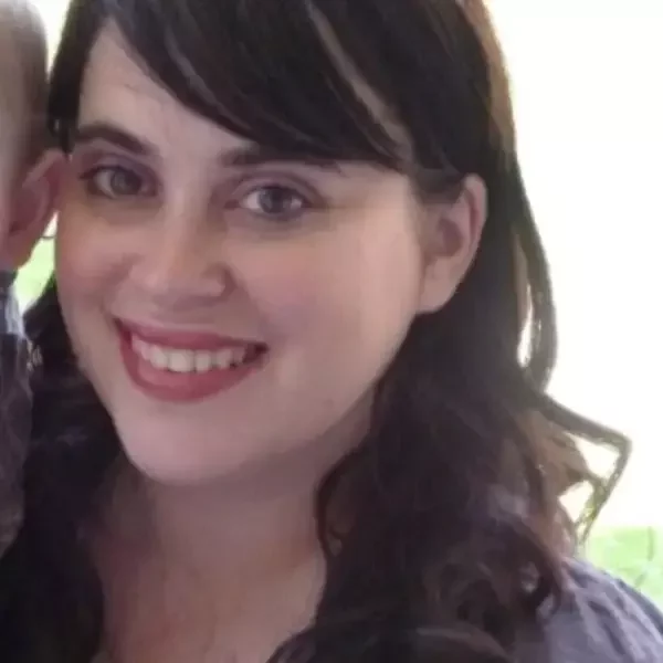 Photo of Lisa Joseph, Founder of Lisa Joseph Interior Design, sharing her experience with Hartz AI's prompt engineering and one-to-one AI development training